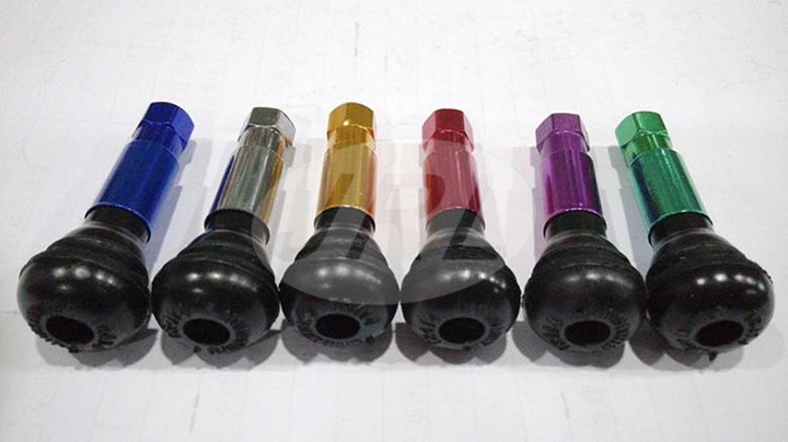 Chromed Colorful Sleeve Tire Valve Snap in Tubeless Rubber Valve