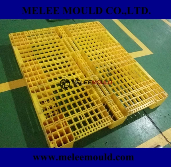 Melee Mould for Rackable Plastic Pallet
