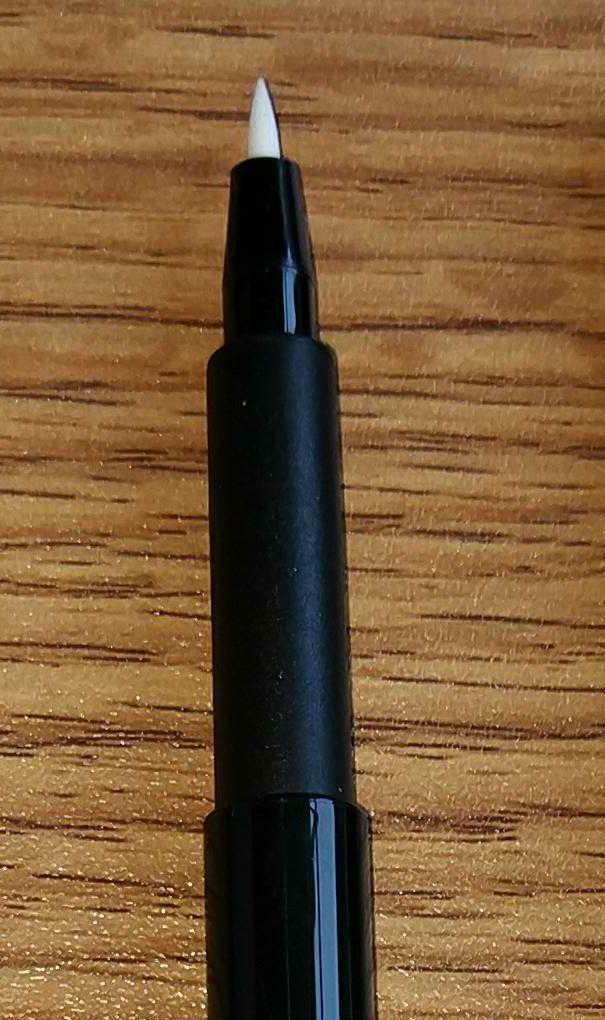 Sharp Liquid Eyeliner Pencil Packaging