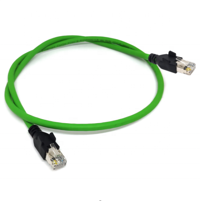 RJ45 Cat5e con cable RJ45 Cat5e with Cable