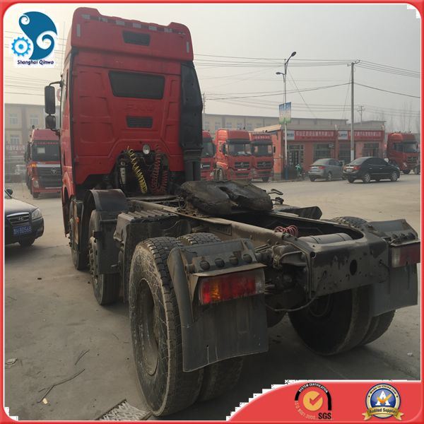 6X4, 4X2 China FAW Low Bed Semi Trailer Tractor Head Truck for Sale