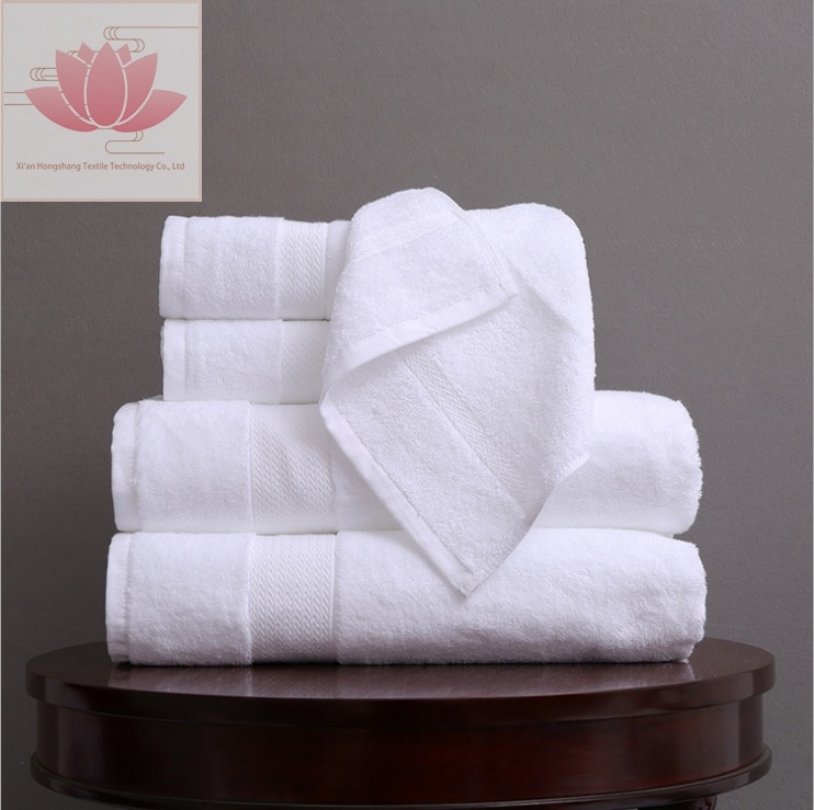 China Supplier Quality Cotton Printed White Velour Embroidery Hotel Bath Towel