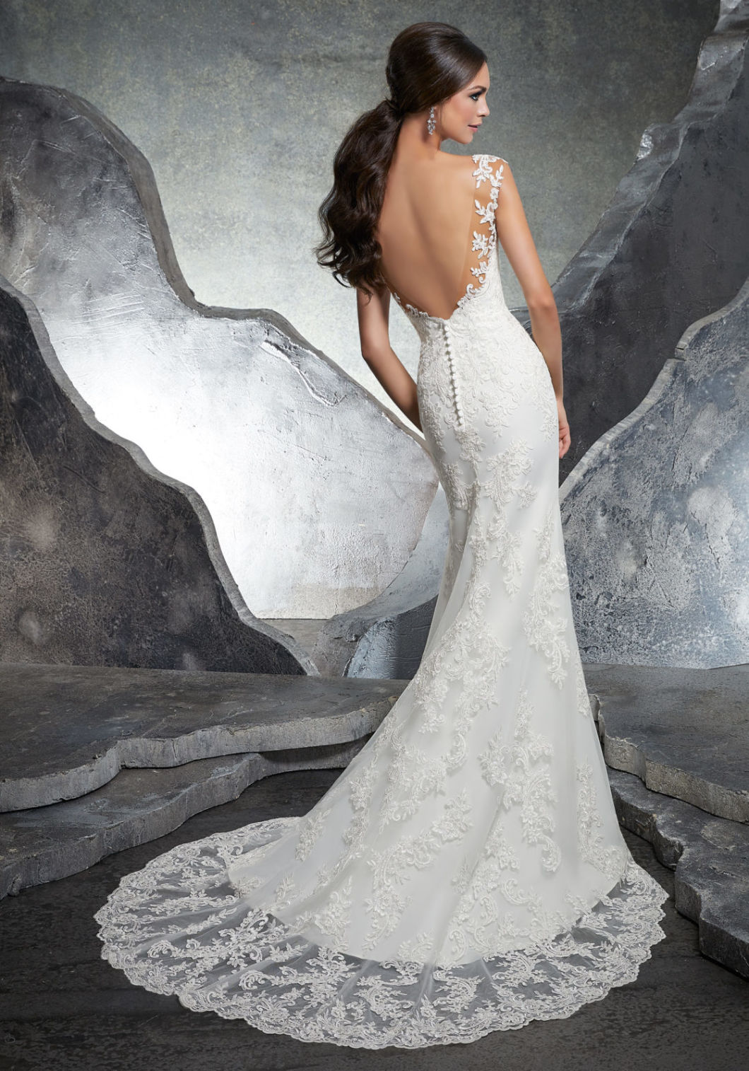 Applique Over Champagne Tulle Sleeveless Mermaid Wedding Dress W1471944