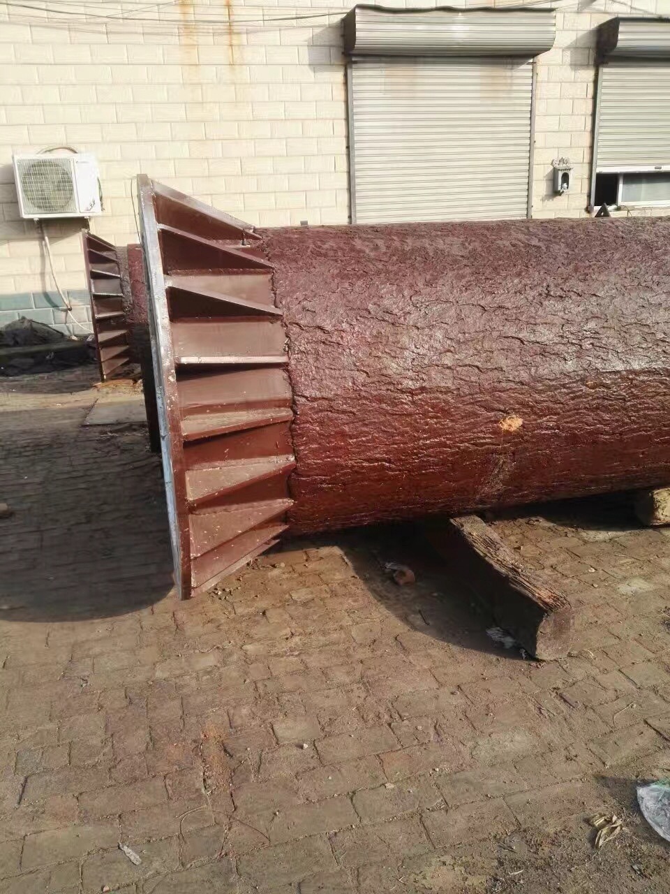 Camouflage Tree Tower for Telecommunication