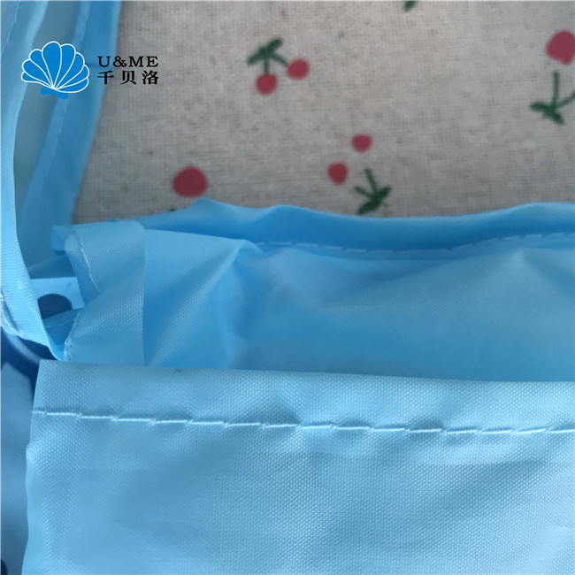 Small Pouch Sewing Together with T-Shirt Foldable Shopping Tote Bag