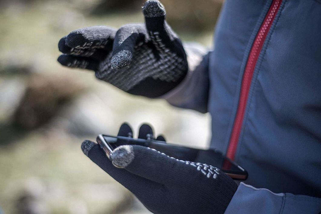 BSCI Audit Windproof Touchscreen Breathable Nylon Waterproof Knit Glove