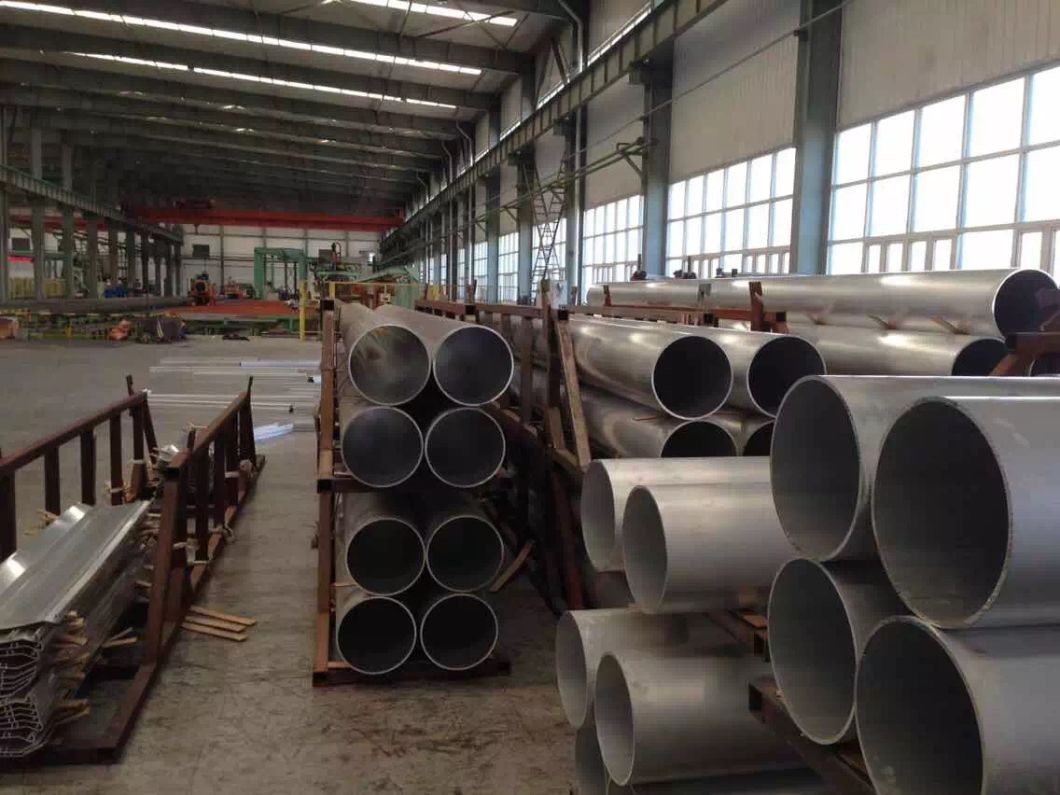 China Factory Extruded Aluminum Round Tube 2014A