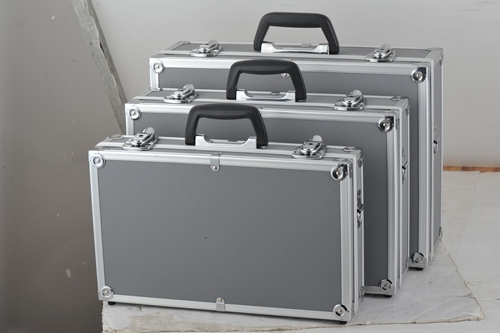 Ningbo Offer Cheap Aluminum Silver Briefcase