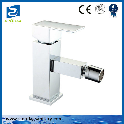 Square Brass Zinc Basin Faucet Polish and Chrome Finish