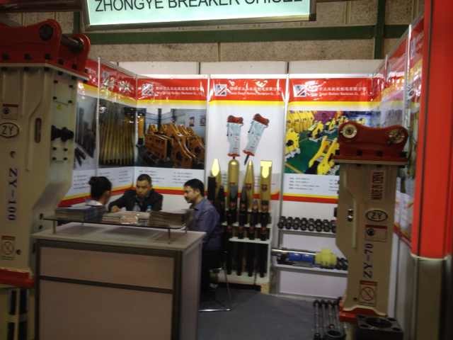 Soosan Spare Parts Hydraulic Breaker Hammer Chisel Sb100