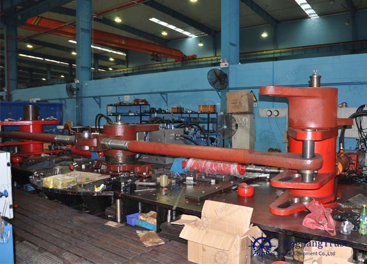 Hydraulic RAM Type Marine Steering Gear