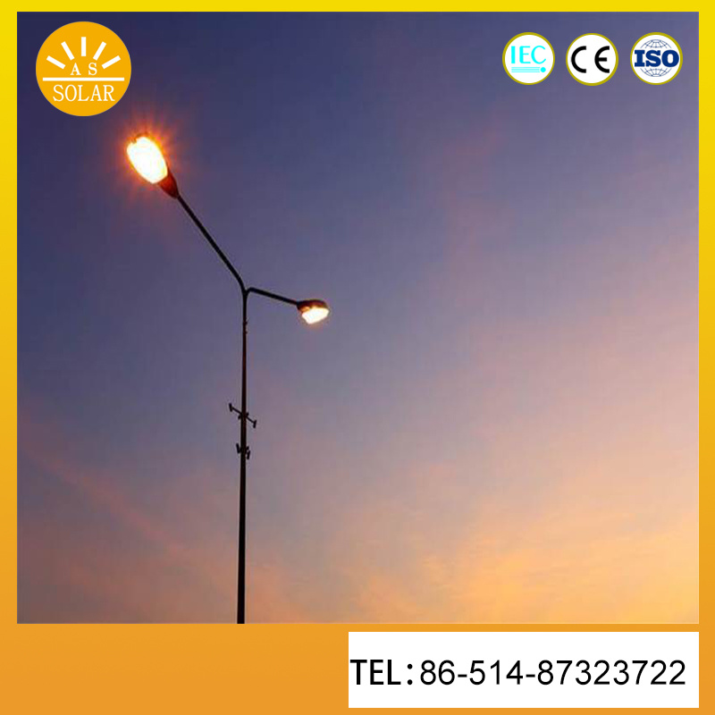 Hot Galvanized Steel Pole with Double Lamp LED Street Light