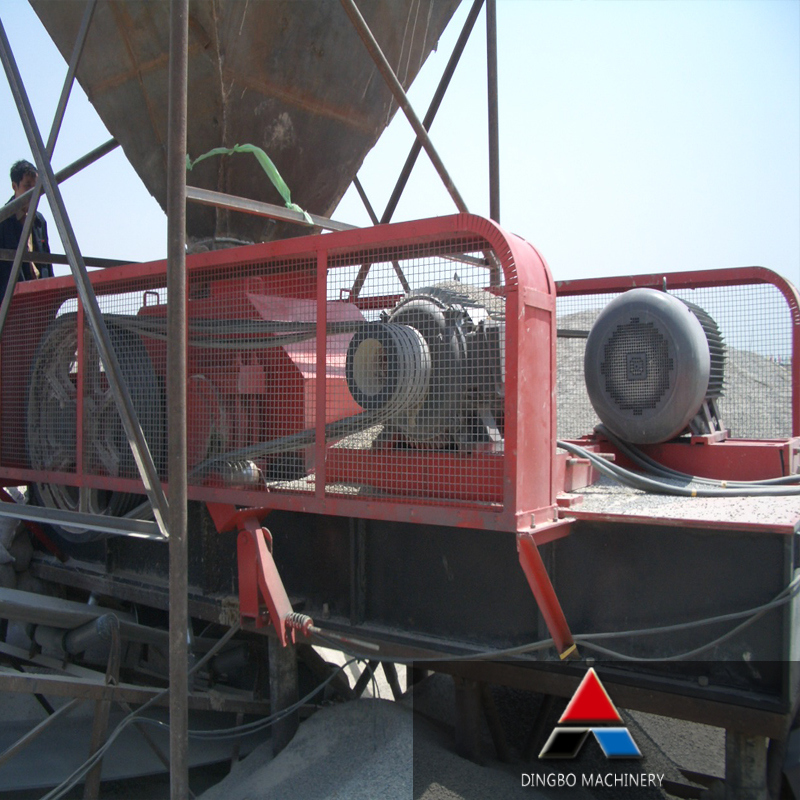 China Factory PE600*400 Roller Crusher with Cheap Price