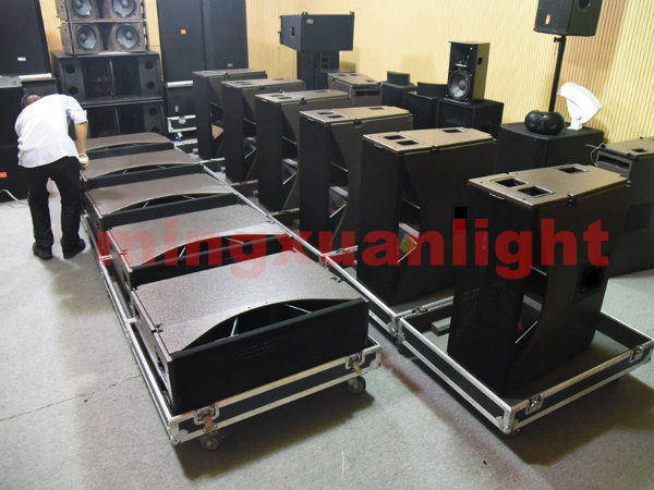 High Quality Vrx932lap Active Line Array Speaker (YS-2001)