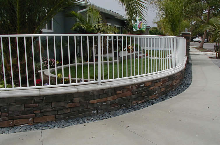 Ce/SGS Interpon Coated Cambered Ornamental Fence for Deck, Balcony and Garden