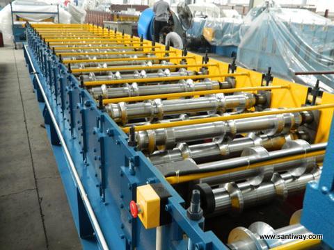 Metal Sheet Roof Tile Cold Roll Forming Machine China