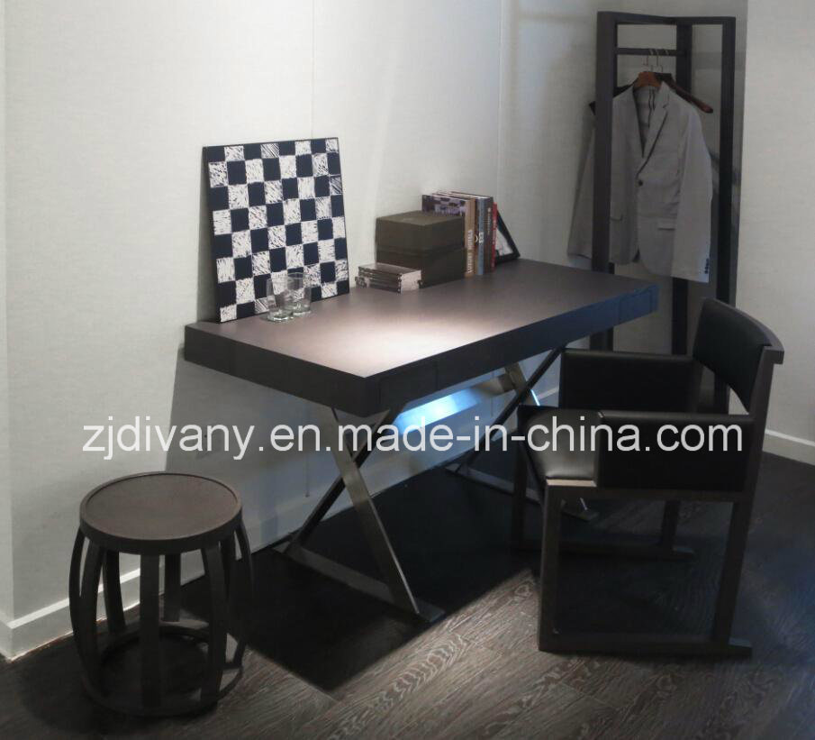 Italian Modern Home Furniture Wood Writing Desk (SD-23)