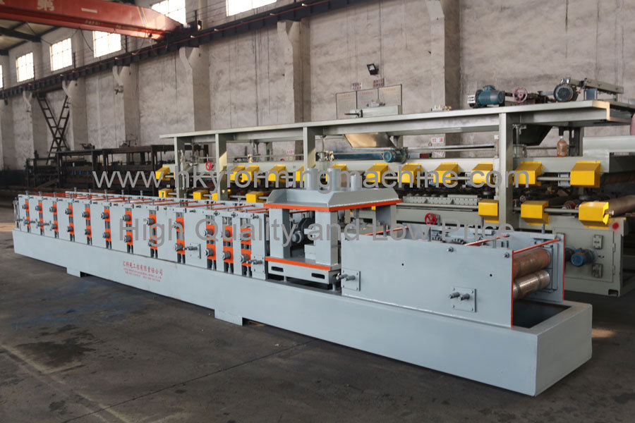 Low Price High Quality C Purlin Profile Roll Forming Machine