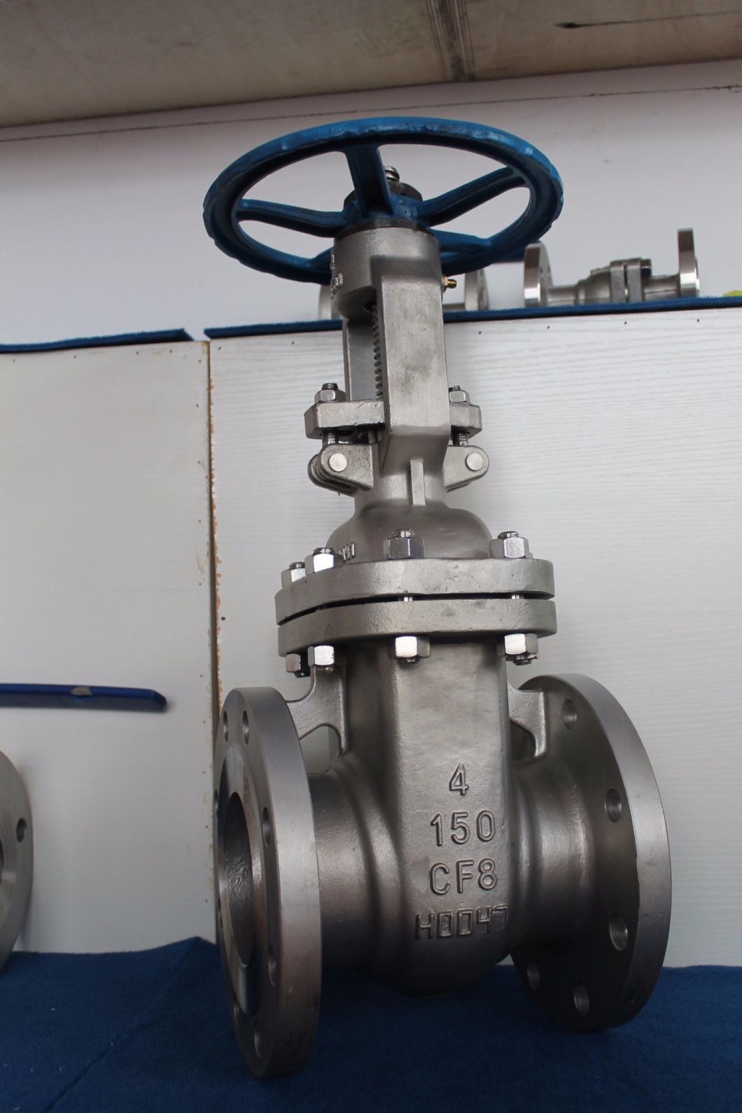 API 150lb Ss / Wcb Bb Osy Flanged Gate Valve