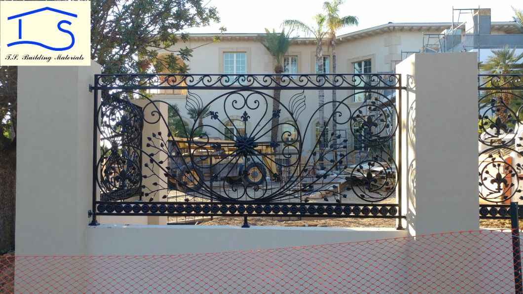 Customized High Quality Hot-Galvanized Wrought Iron Metal Fence Safety Fence