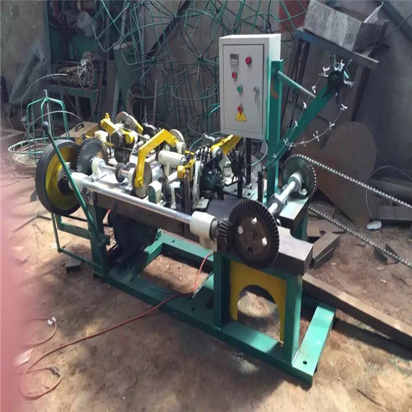 China Best Price Barbed Wire Machine for Reverse Twisted