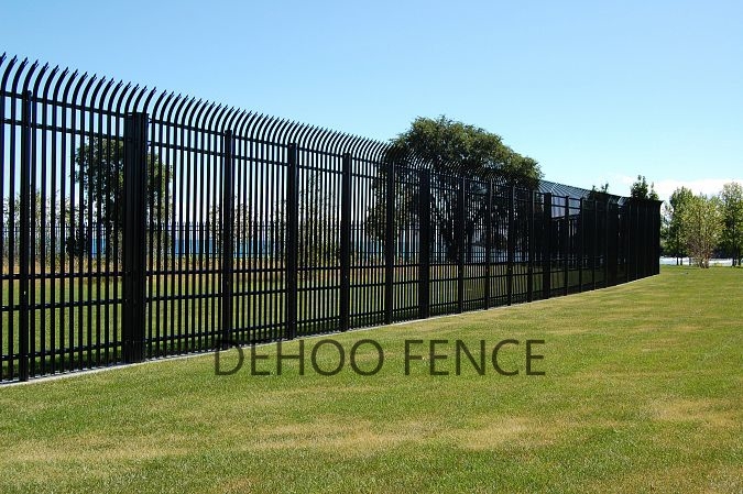 Ce/SGS Interpon Coated Galvanized Curved Picket Security Fence