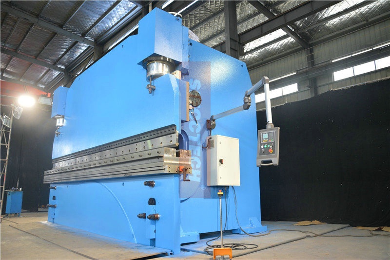 Small Sheet Metal Press Brake, CNC Hydraulic Brake/Bending Machine, Brake Lining Making Machine