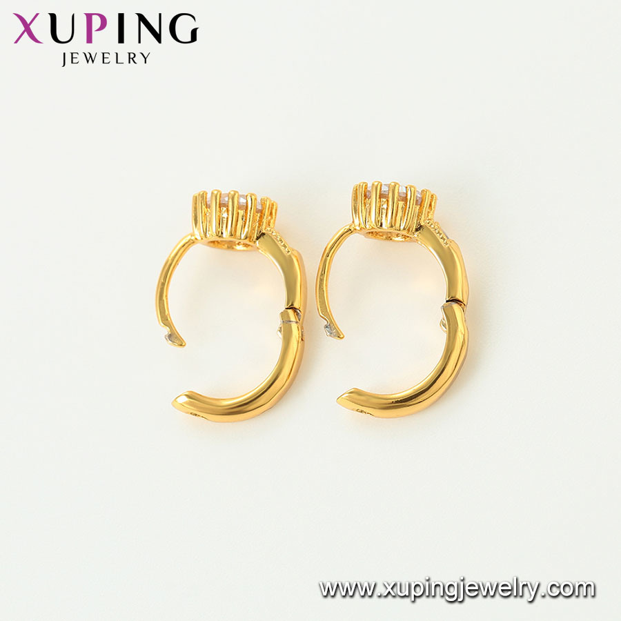 Xuping Manufacturer Charming Hoop Shaped Unique Earrings with 24K Gold Plated Setting Cubic Zircon