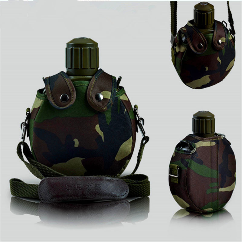 Military Tactical Outdoor Travelling Plastic Russian Style Large Volumn Canteen