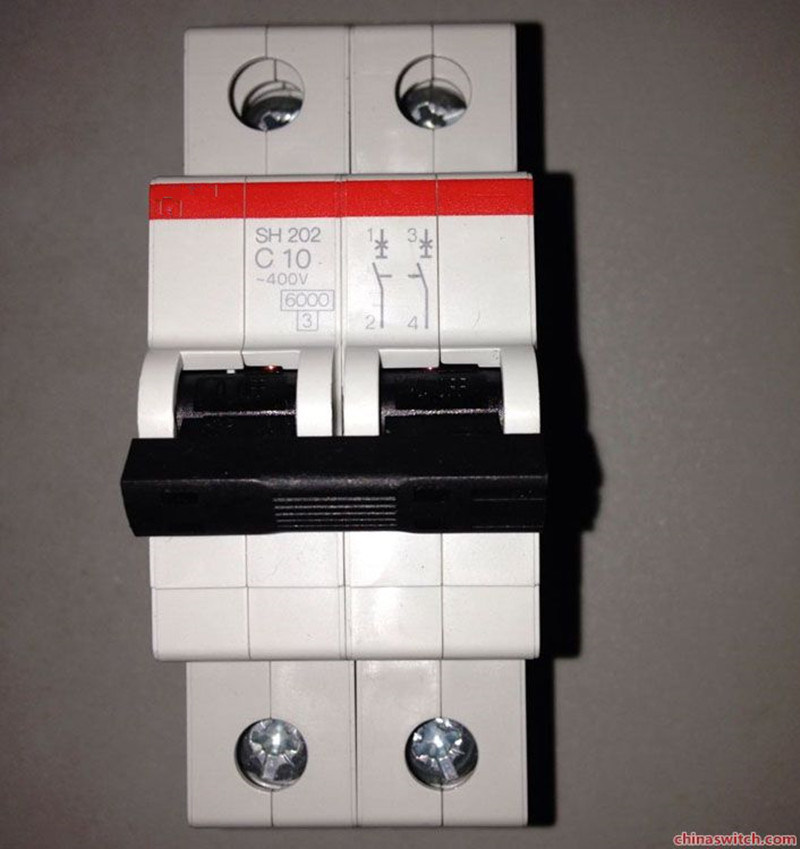 High Quality MCCB ABB Similar Type Moulded Case Circuit Breakers 3p 160A, ISO14000, ODM OEM