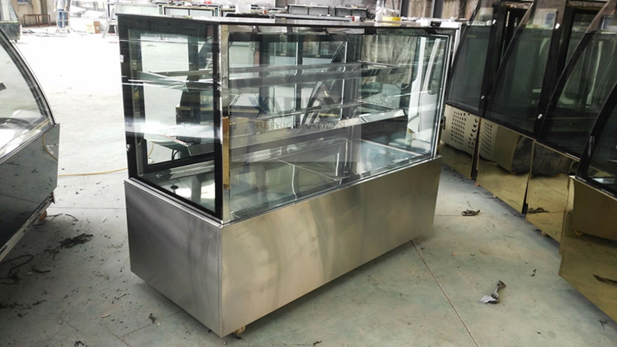 Market Series Refrigerated Bakery Case Cooler Stainless