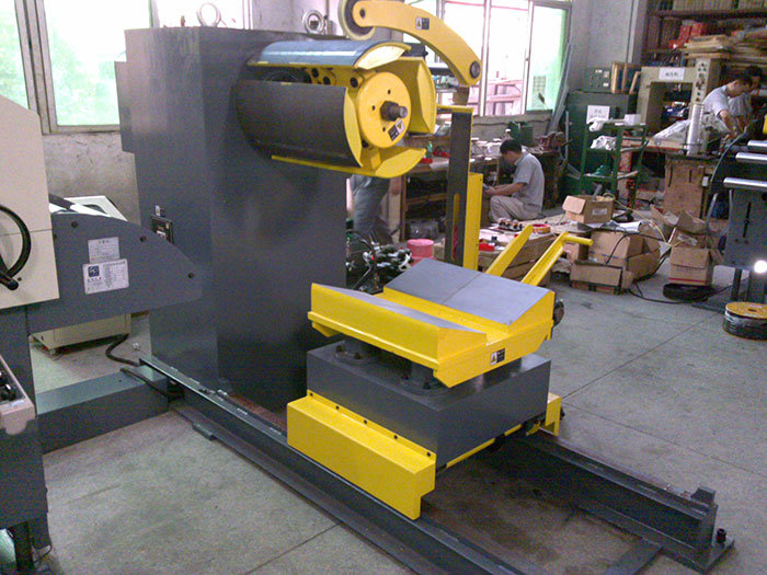 Multi-Carrying Clip Feeder, Stamping Feed Accuracy, High Speed Punch