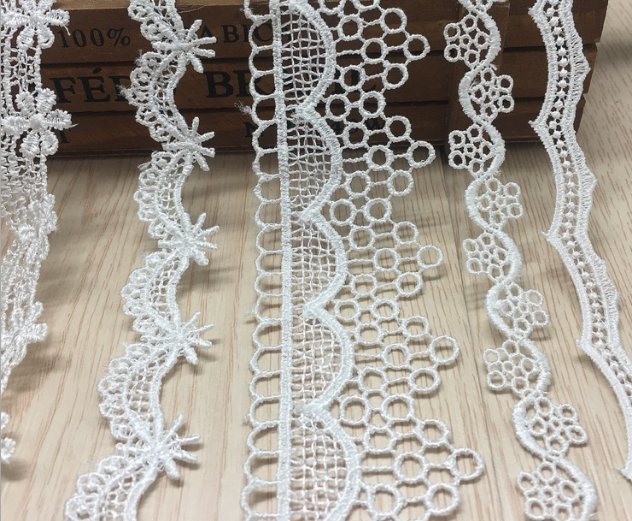 More Design Choice Chemical Embroidery Lace for Garment (White)