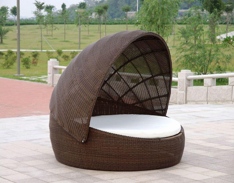 Special Design Garden Outdoor Rattan Furniture Patio Lounge Chair Beach Sunbed with Cannopy Daybed with Cushions