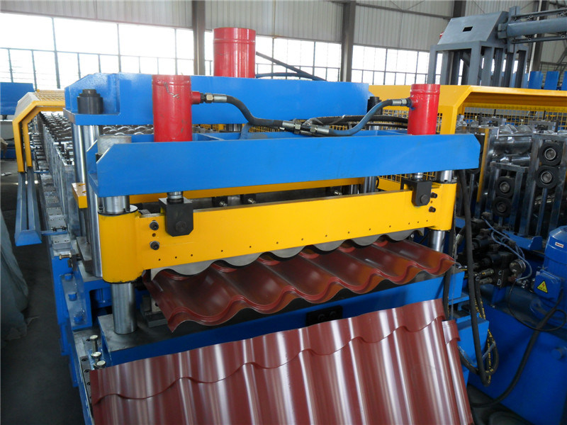 Glazed Steel Tile Wall Panel Roll Forming Machine with Servomotor