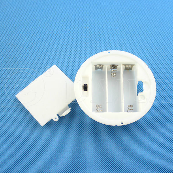 White Cover 3 Postions AA Battery Holder