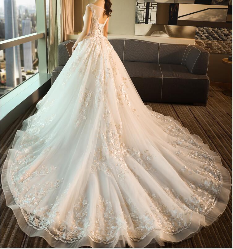 2017 Embroidered Lace Bridal Wedding Dresses PLD3207