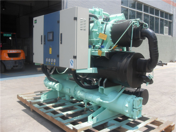 High Cop and Cooling Capacity Screw Type Water Cooled Industrial Chiller