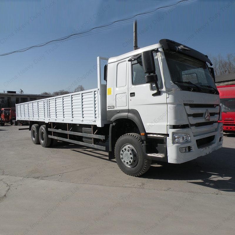 China Popualr HOWO 25 Ton Cargo Truck with Turbo Charger