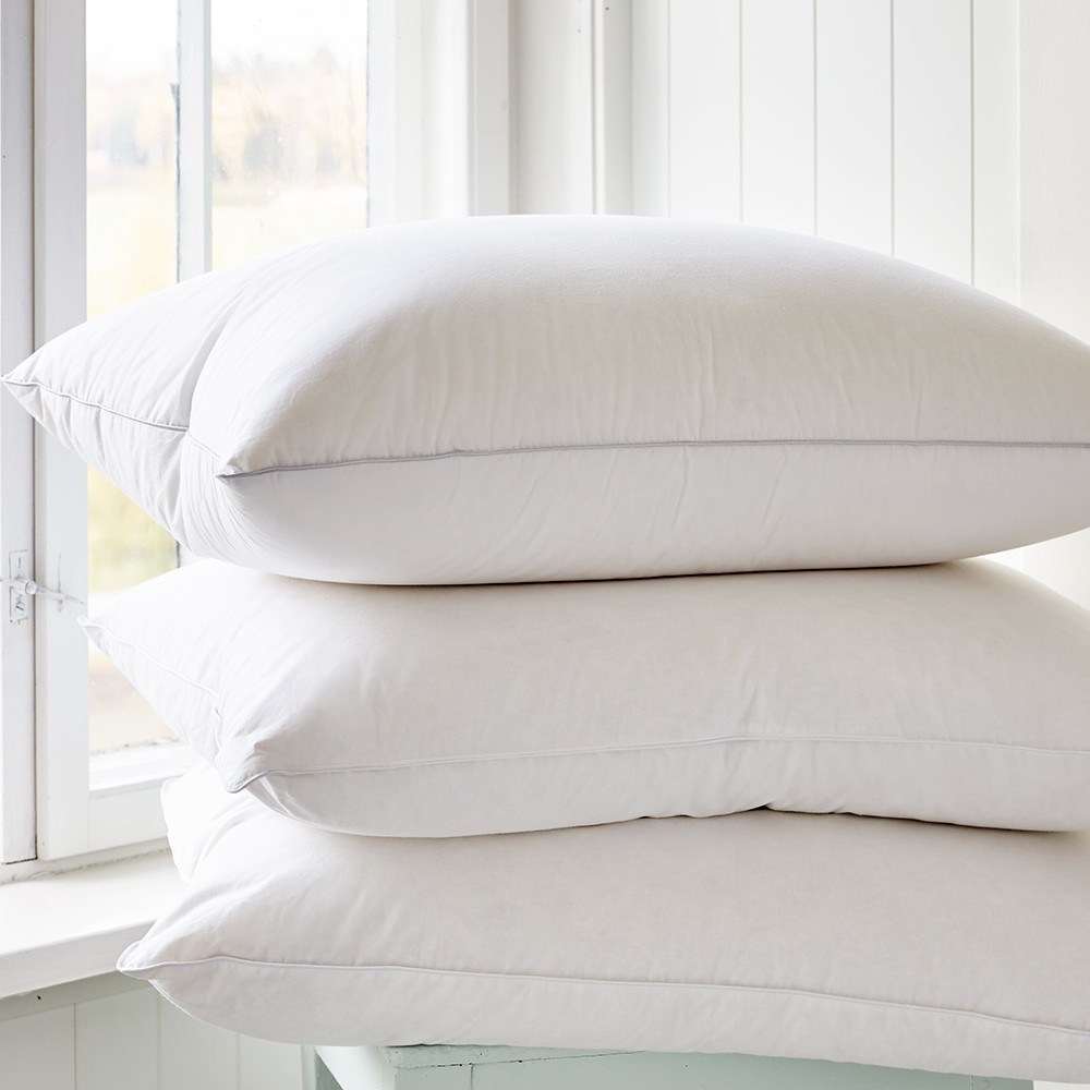Cheap Inventory 100% Cotton Fabric 1200g Microfiber Filling Neck Pillow