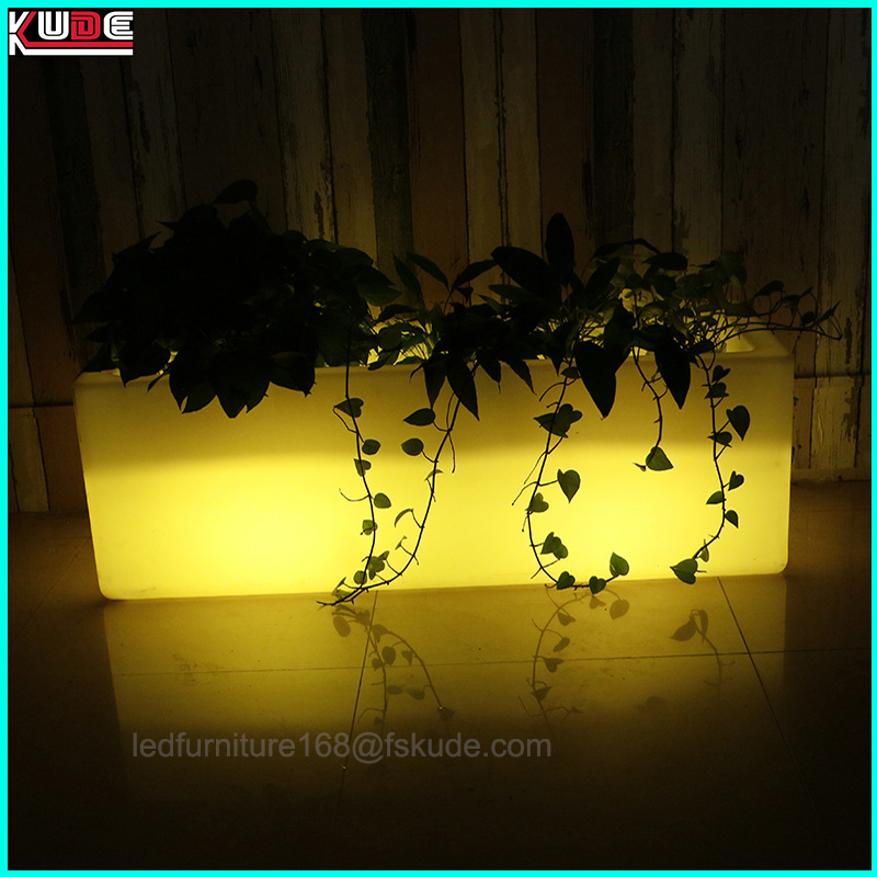 Plastic LED Illuminated Nightclub Furniture Glowing Long Cube Planter Ice Bucket