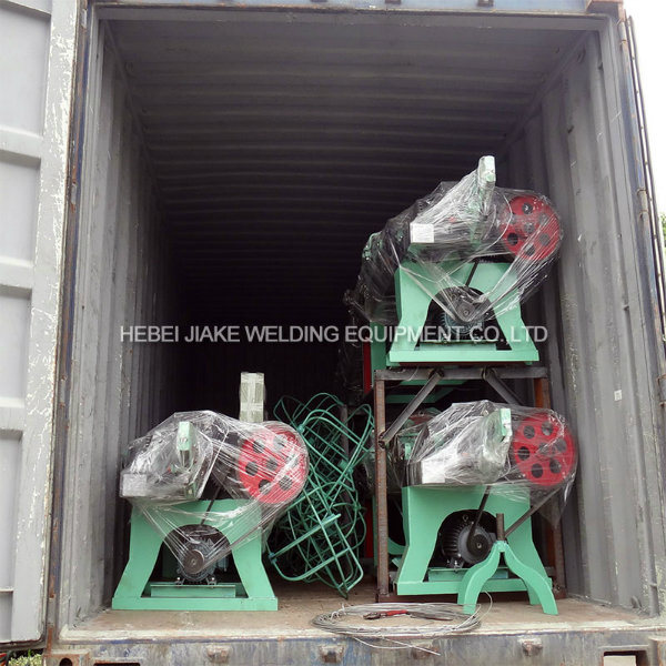 Single Twisted Barbs Wire Making Barbed Wire Machine