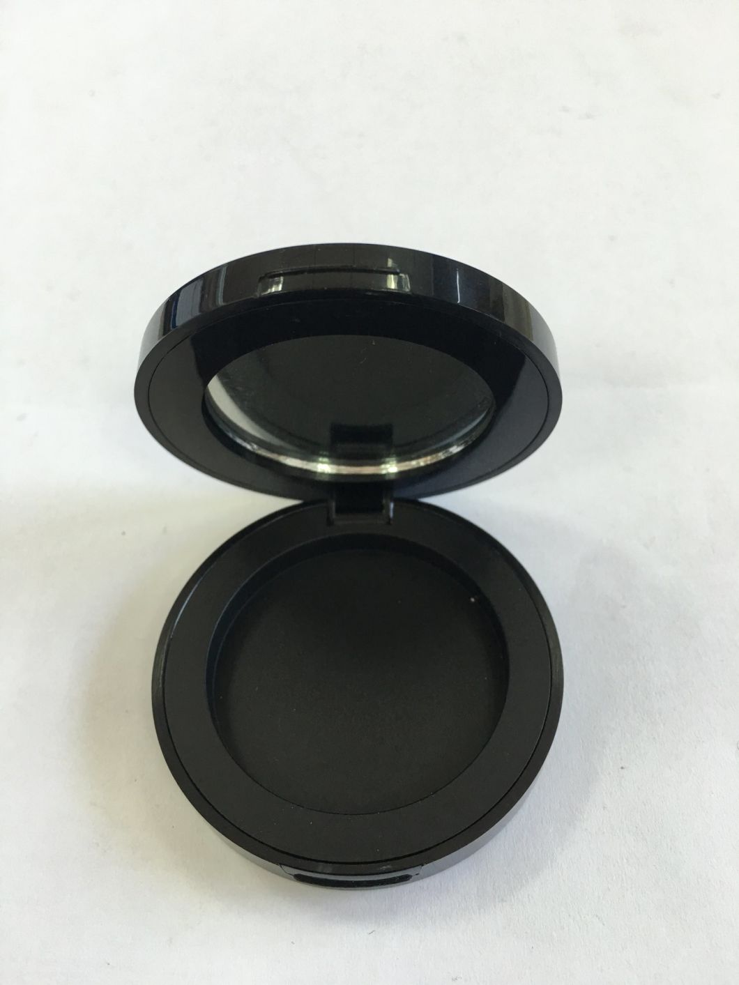 Round Plastic Eyeshadow Compact Case