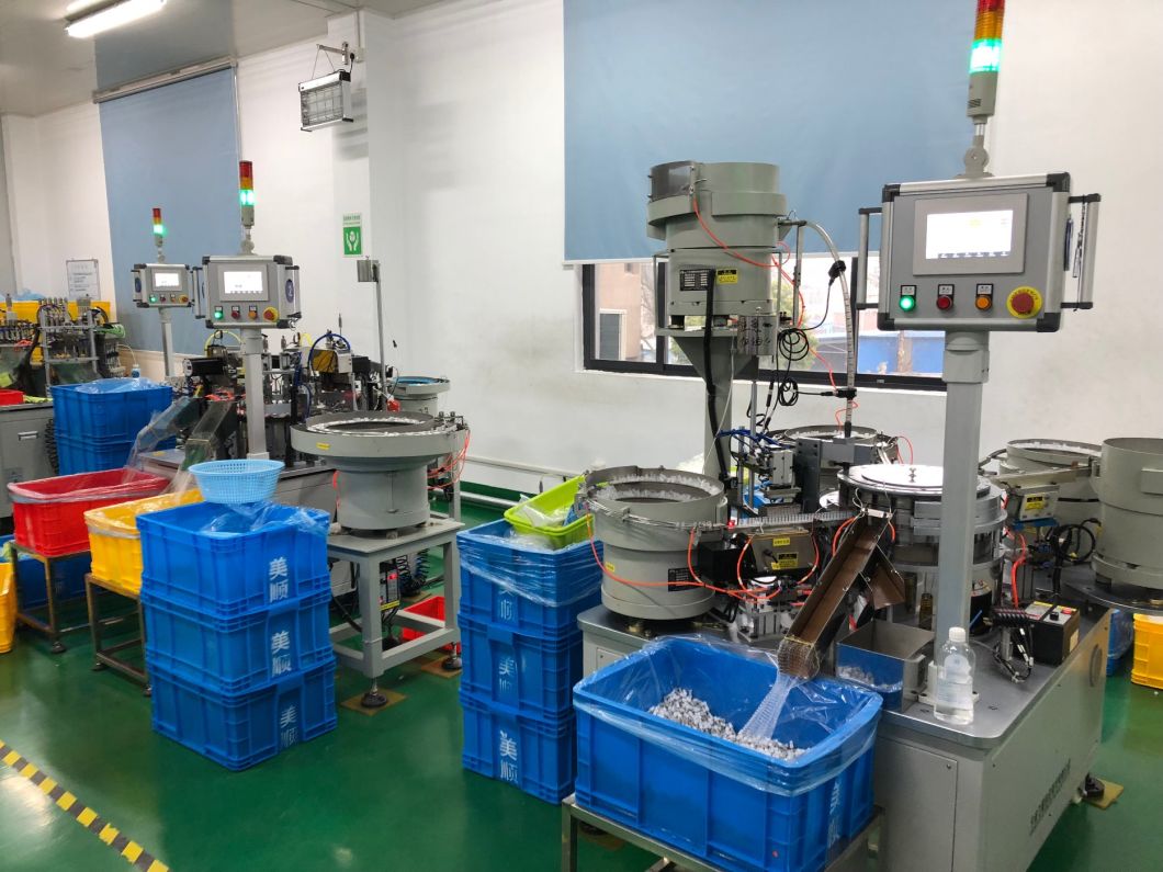 Wholesale Factory Production CosmeticÂ  Packaging Dropper and Pipettes Fob Shanghai, China