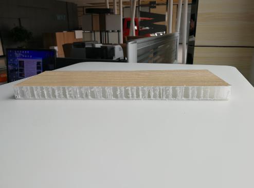 Wood Grain Coated Honeycomb Board for Decoration