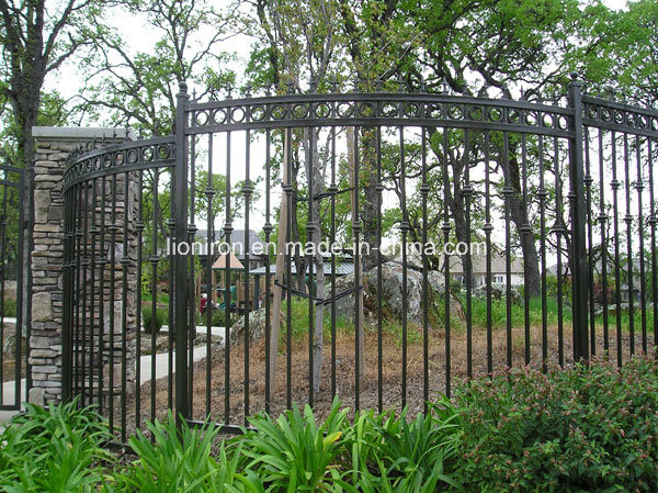 Super Quality Hand Made Low Cost Wrought Iron Fence