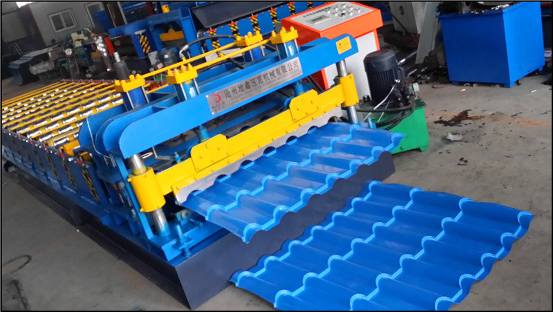 Dx Hot Sale Roof Panel Rolling Forming Machine