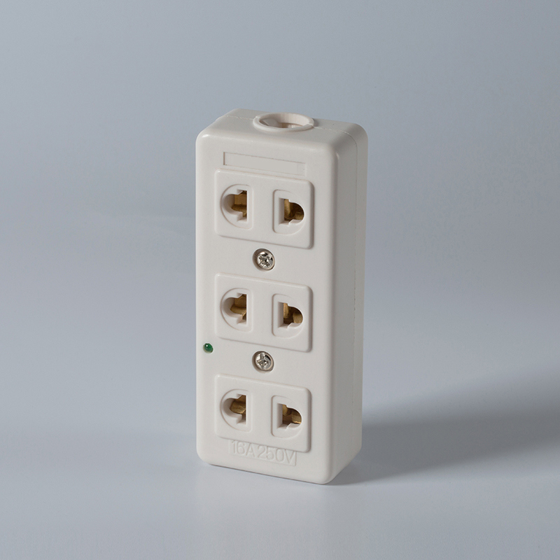 Professional Factory Hot Sales Uh567 2 Outlets Extension Socket/Power Strip