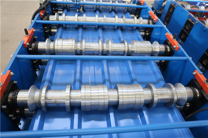 Steel Metal Sheet Panel Roll Forming Machinery