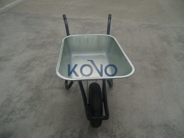 European Garden Wheelbarrow with Plastic Rim